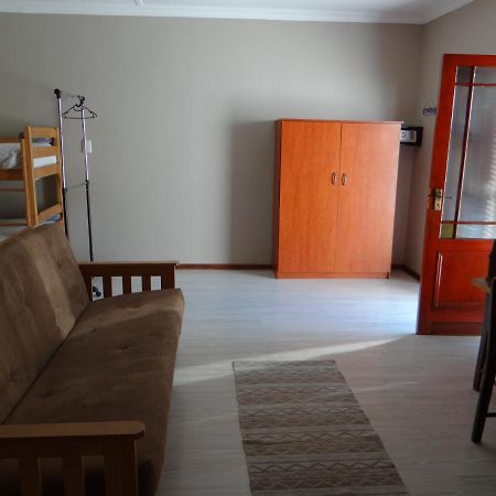 La Paix Guesthouse Beaufort West Dış mekan fotoğraf
