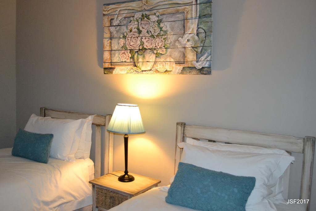 La Paix Guesthouse Beaufort West Dış mekan fotoğraf