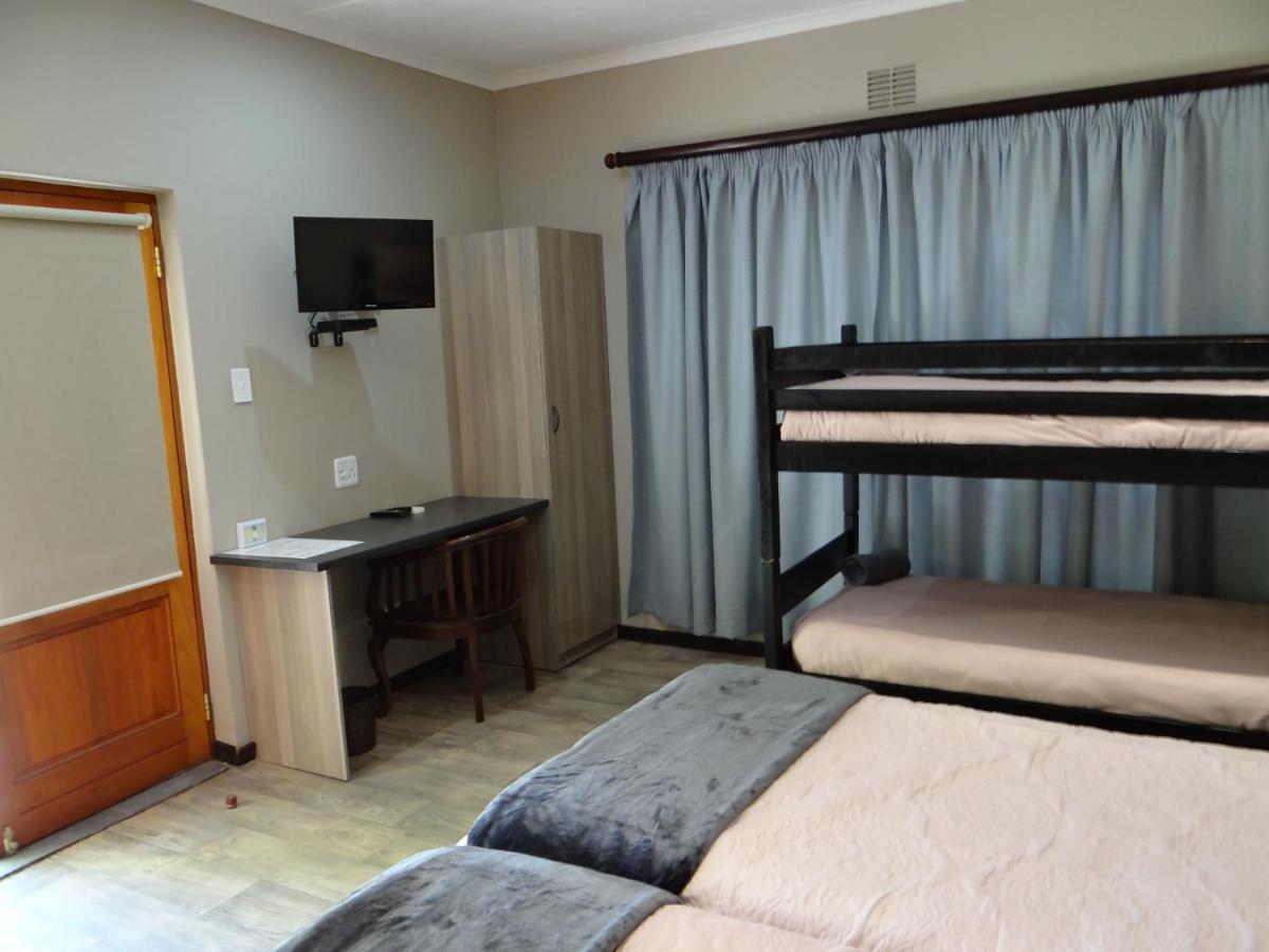 La Paix Guesthouse Beaufort West Dış mekan fotoğraf