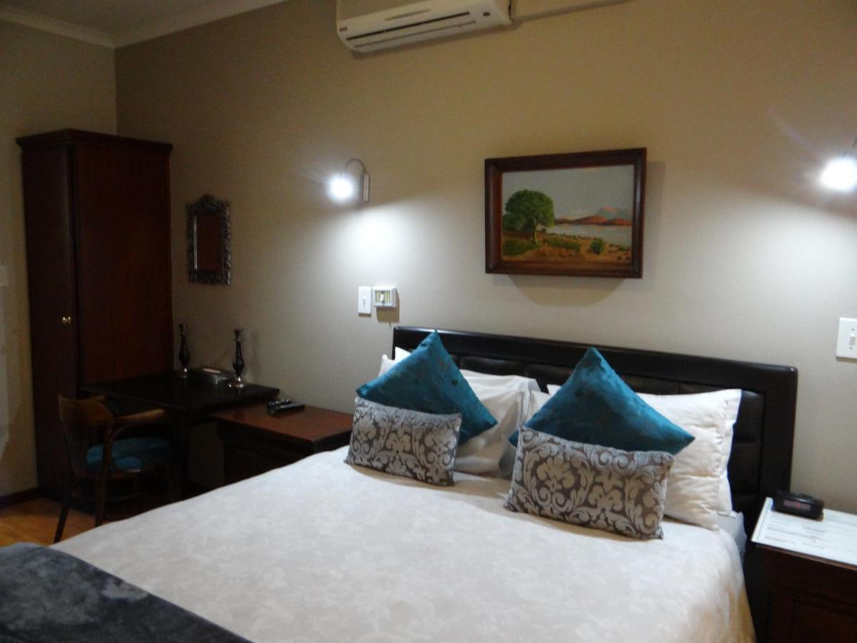 La Paix Guesthouse Beaufort West Dış mekan fotoğraf
